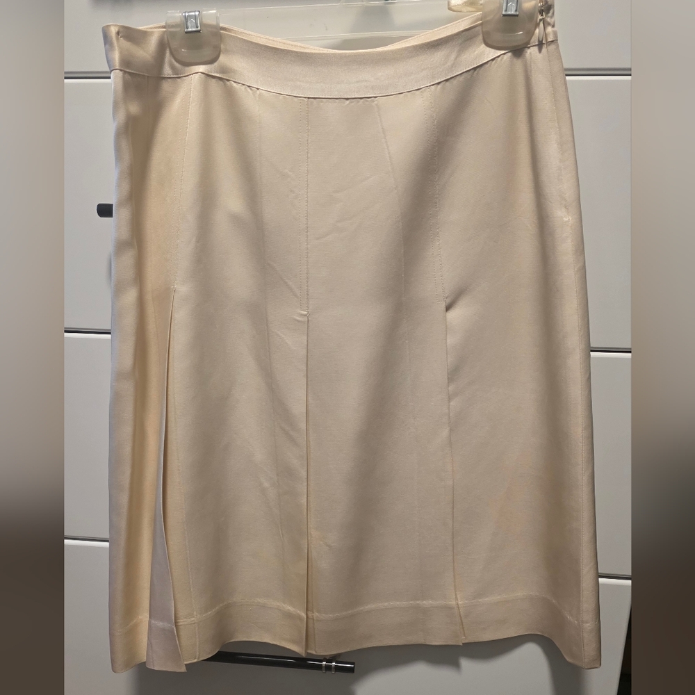 Banana Republic Cream 100% Silk Wide Pleat Holiday Skirt